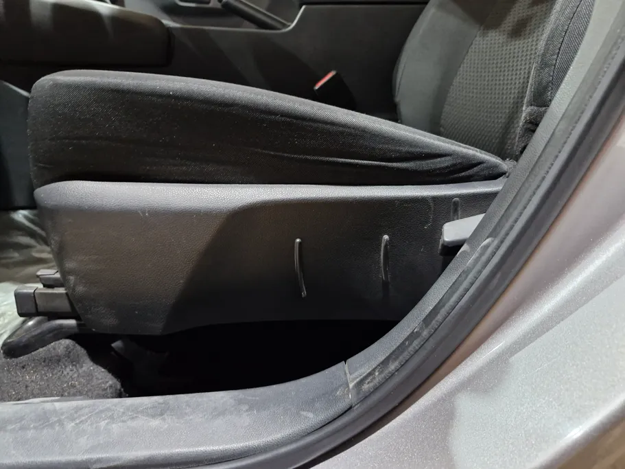 2023 Toyota Yaris  Y 