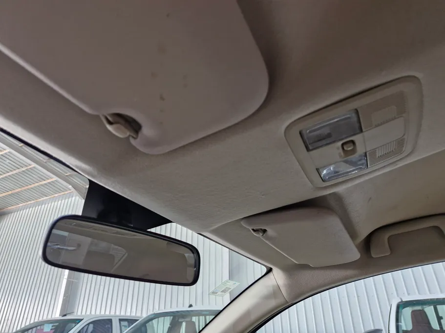 2023 Toyota Yaris  Y 