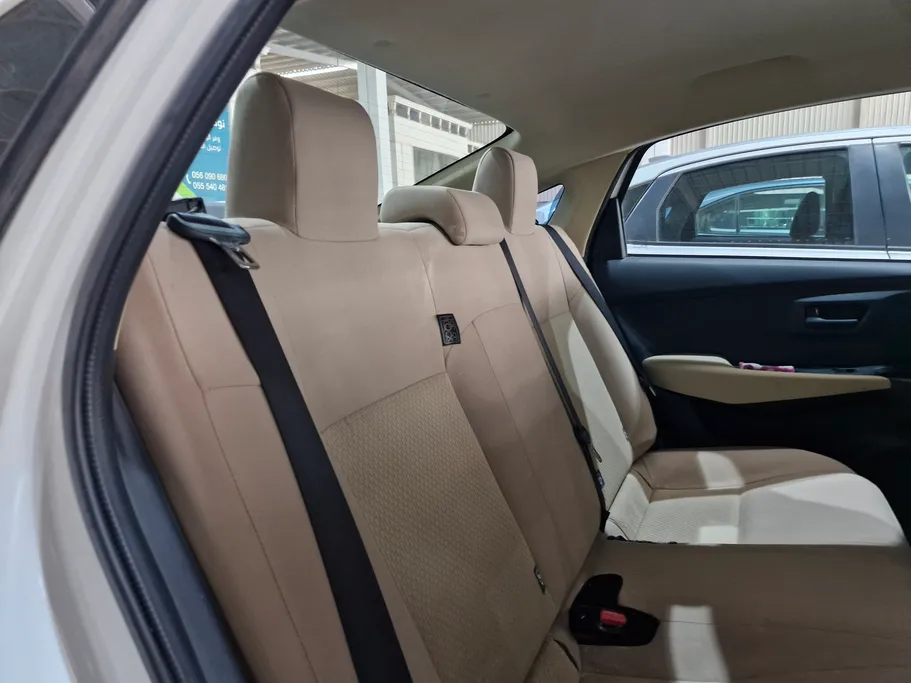 2023 Toyota Yaris  Y 