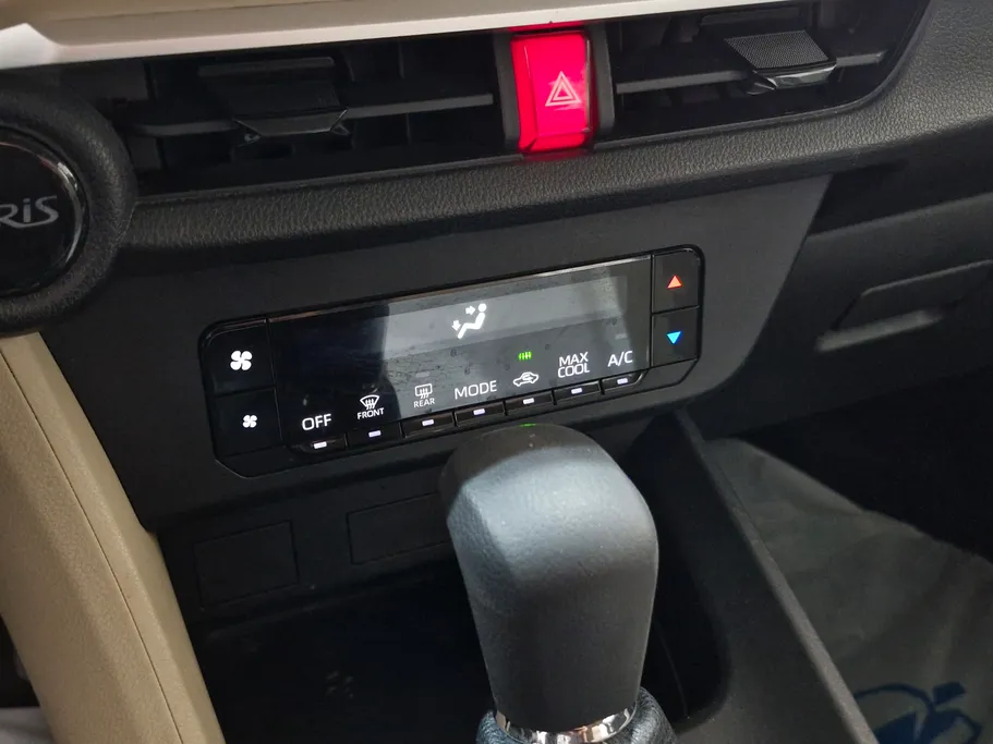 تويوتا يارس Y 2023 