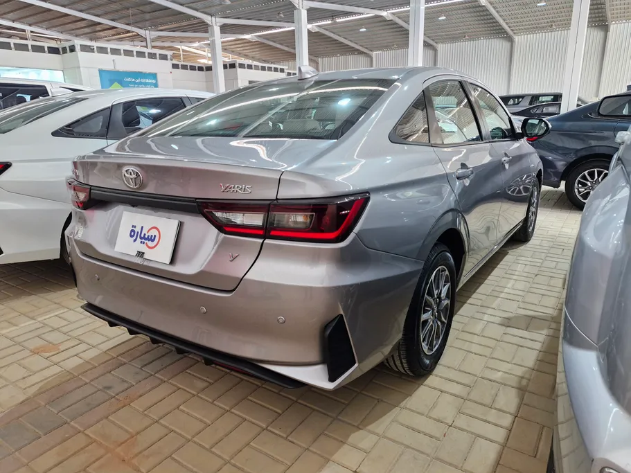تويوتا يارس Y 2023 