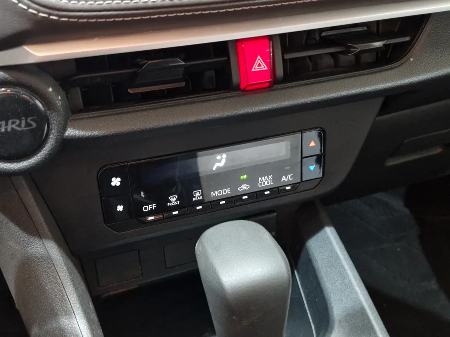 2024 Toyota Yaris  Y 