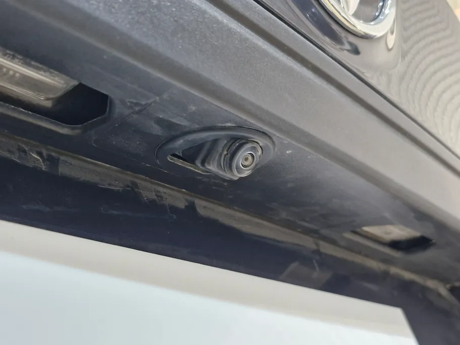 2024 Toyota Yaris  Y 