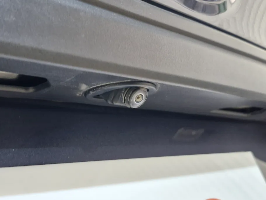 2023 Toyota Yaris  Y 