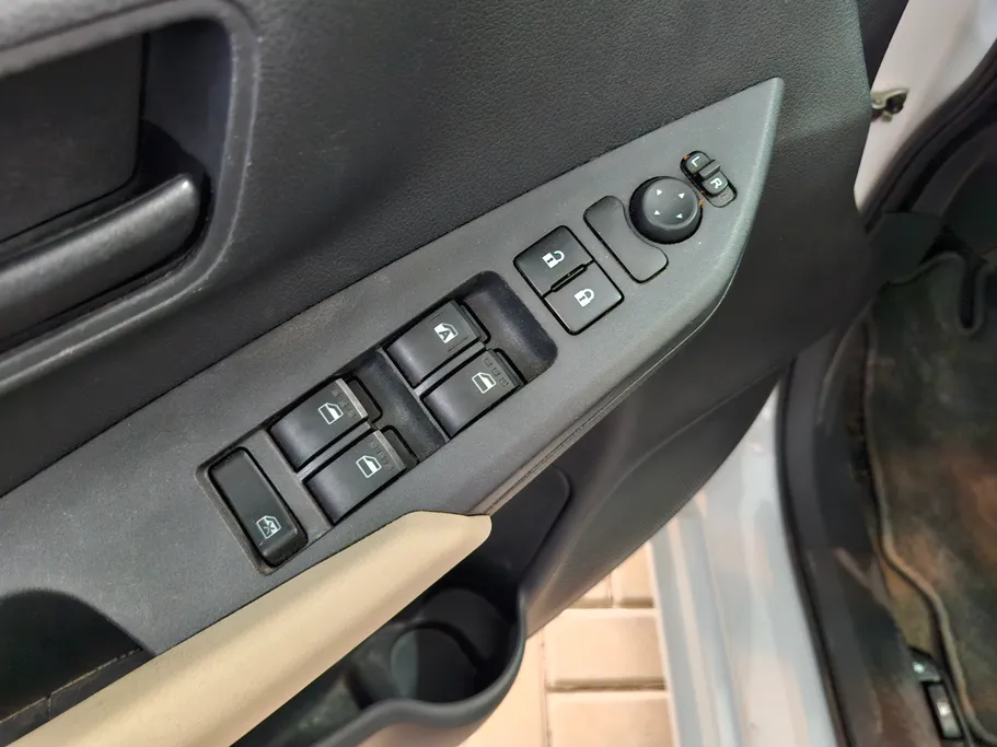 تويوتا يارس Y 2023 