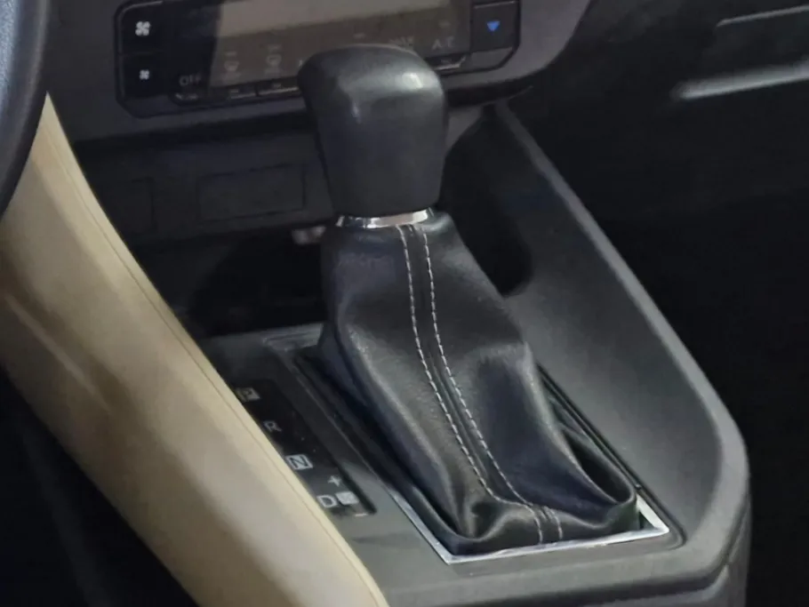 تويوتا يارس Y 2023 