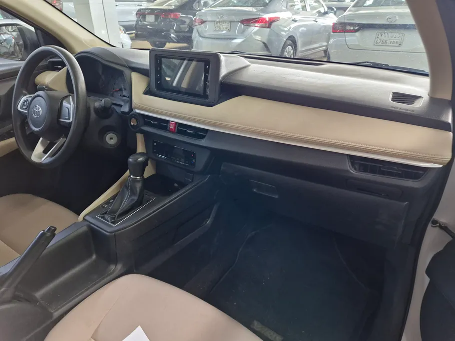 تويوتا يارس Y 2023 