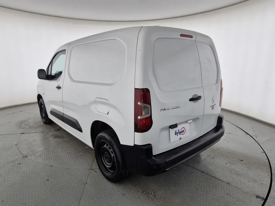 بيجو بارتنر Short van 2023 