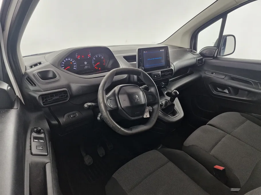 بيجو بارتنر Short van 2023 