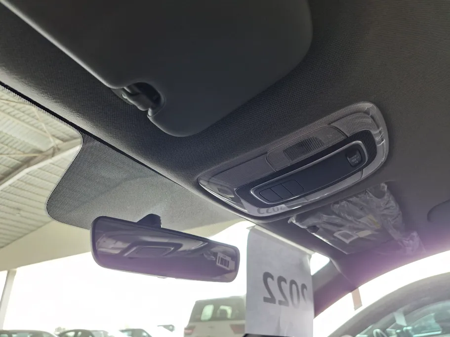 2022 Hyundai Elantra Smart 