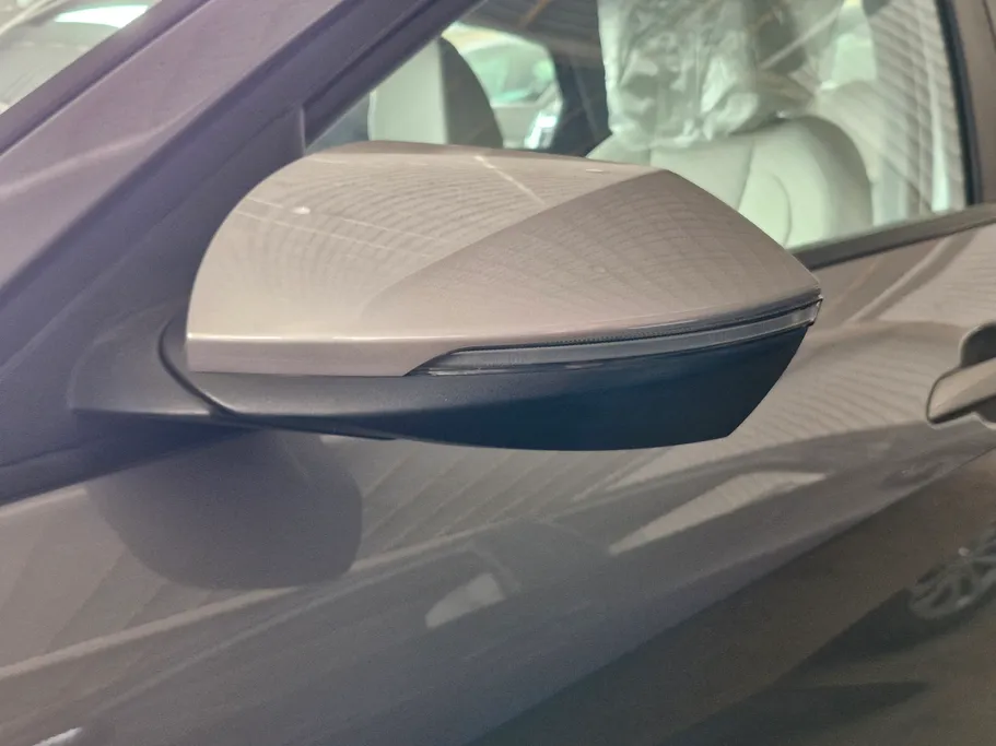 2022 Hyundai Elantra Smart 