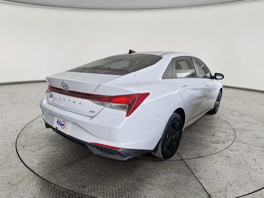 2023 Hyundai Elantra Smart 