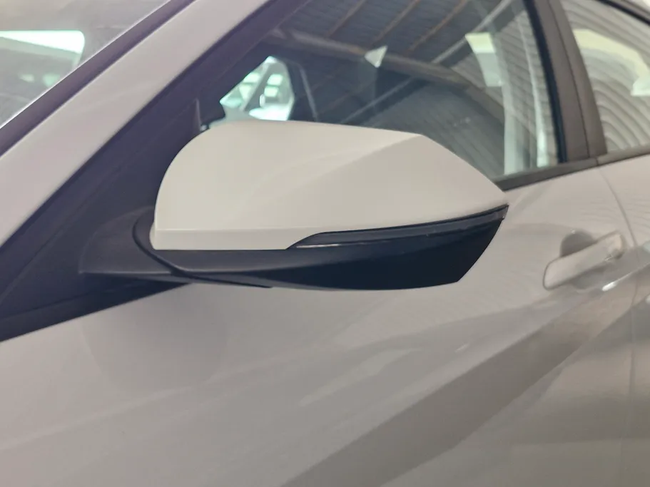 2023 Hyundai Elantra Smart 