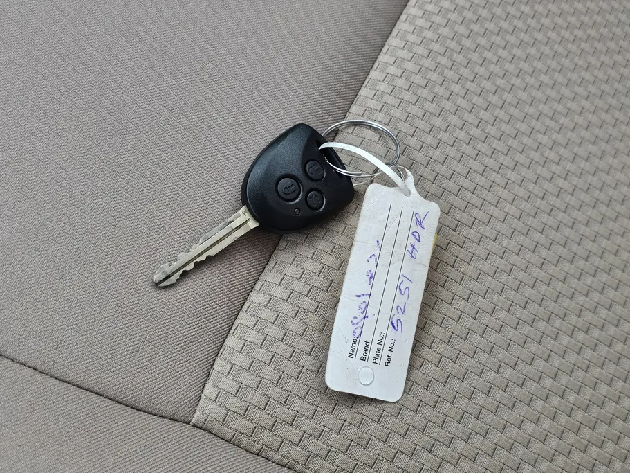 2023 Toyota Yaris  Y 