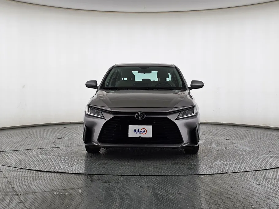 2023 Toyota Yaris  Y 