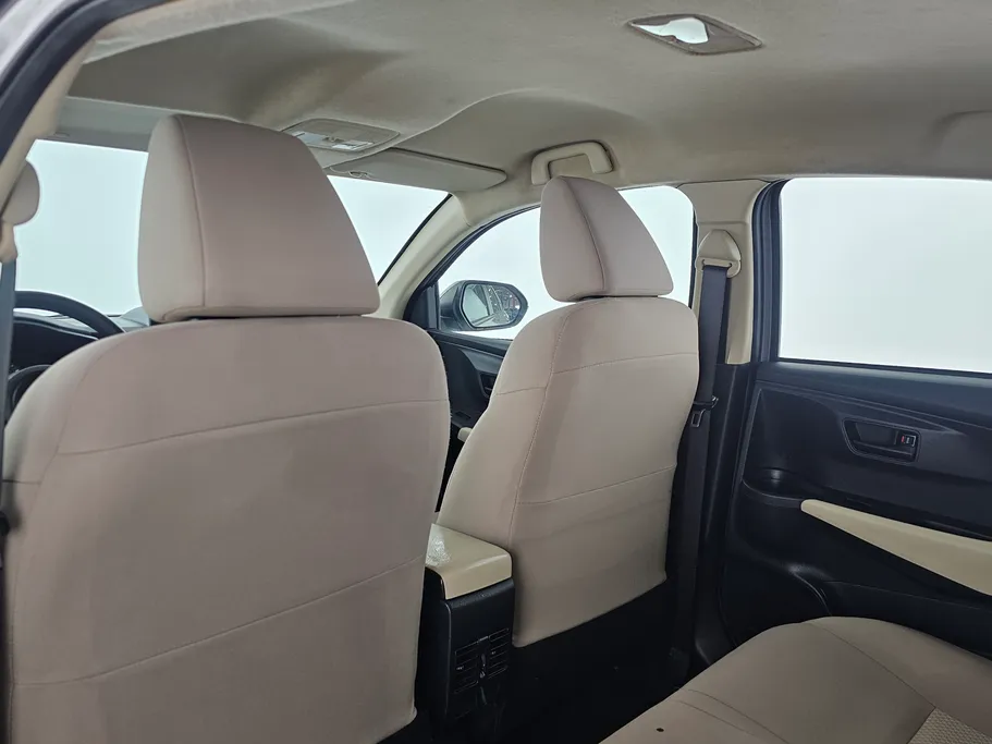 2023 Toyota Yaris  Y 