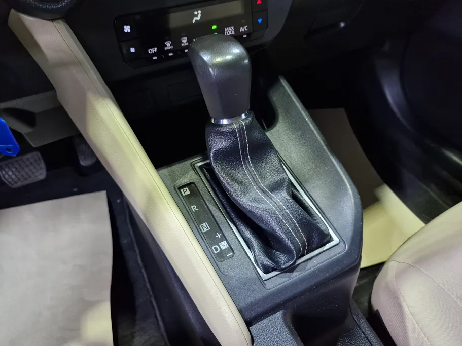 تويوتا يارس Y 2023 