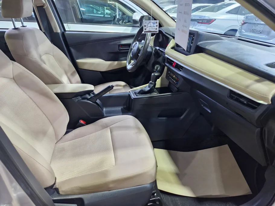 تويوتا يارس Y 2023 