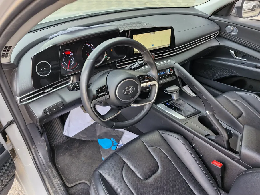 هيونداي أفانتي  2023 