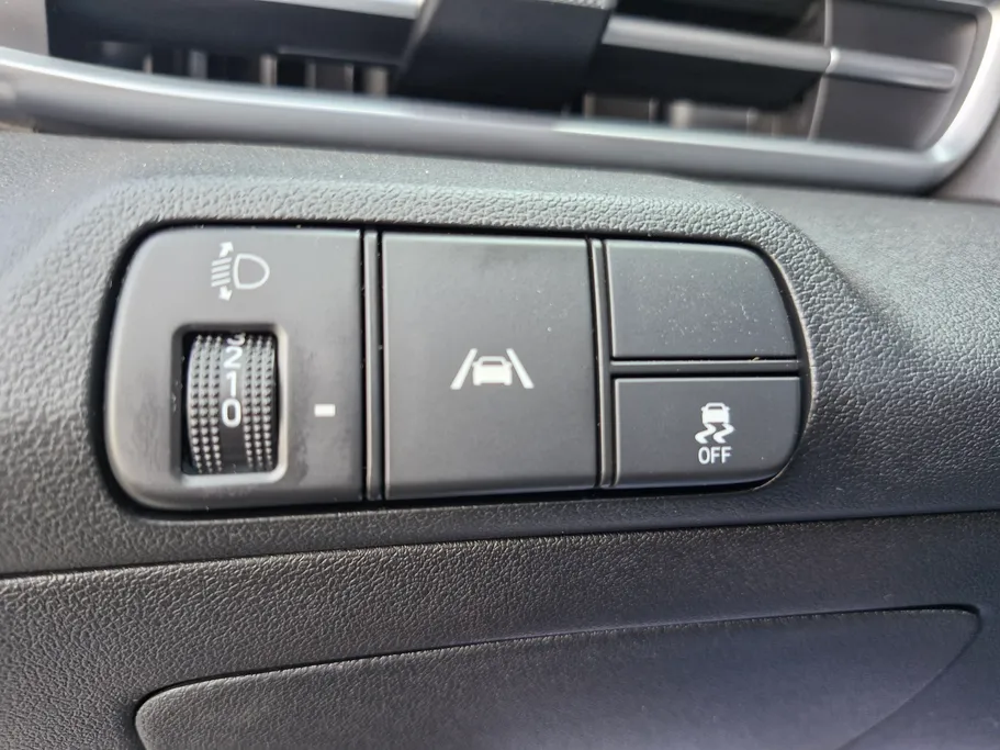 هيونداي أفانتي  2023 