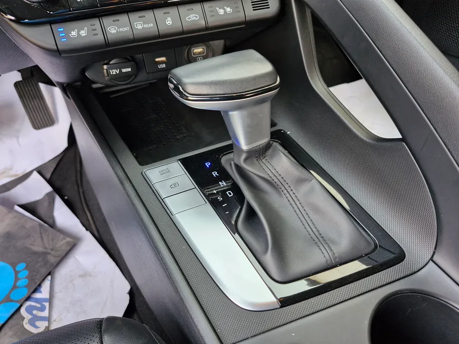 هيونداي أفانتي  2023 