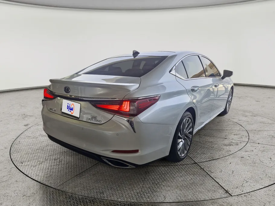 لكزس ES 350 DD 2025 