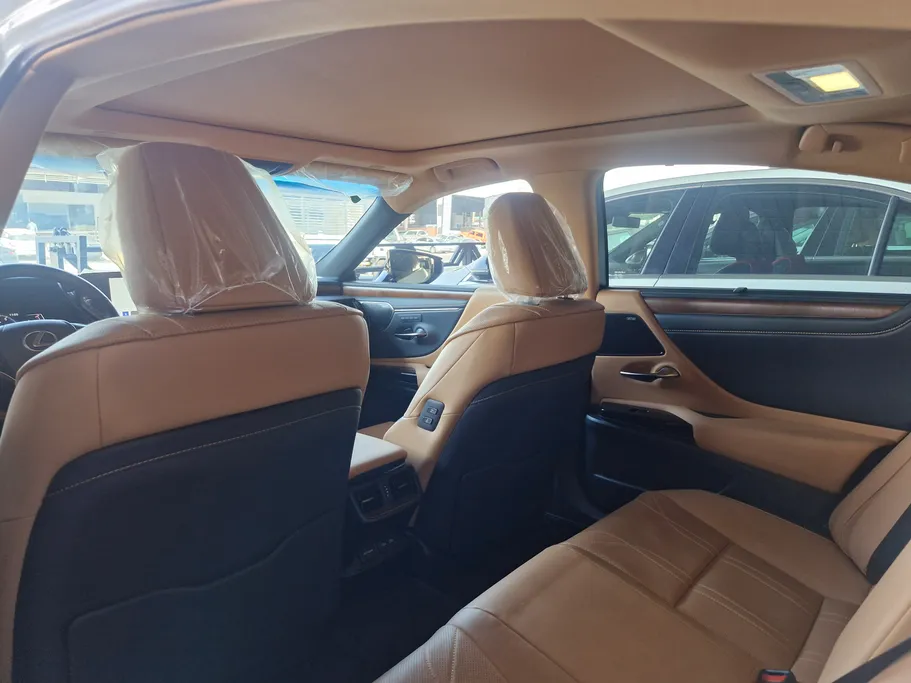 لكزس ES 350 DD 2025 