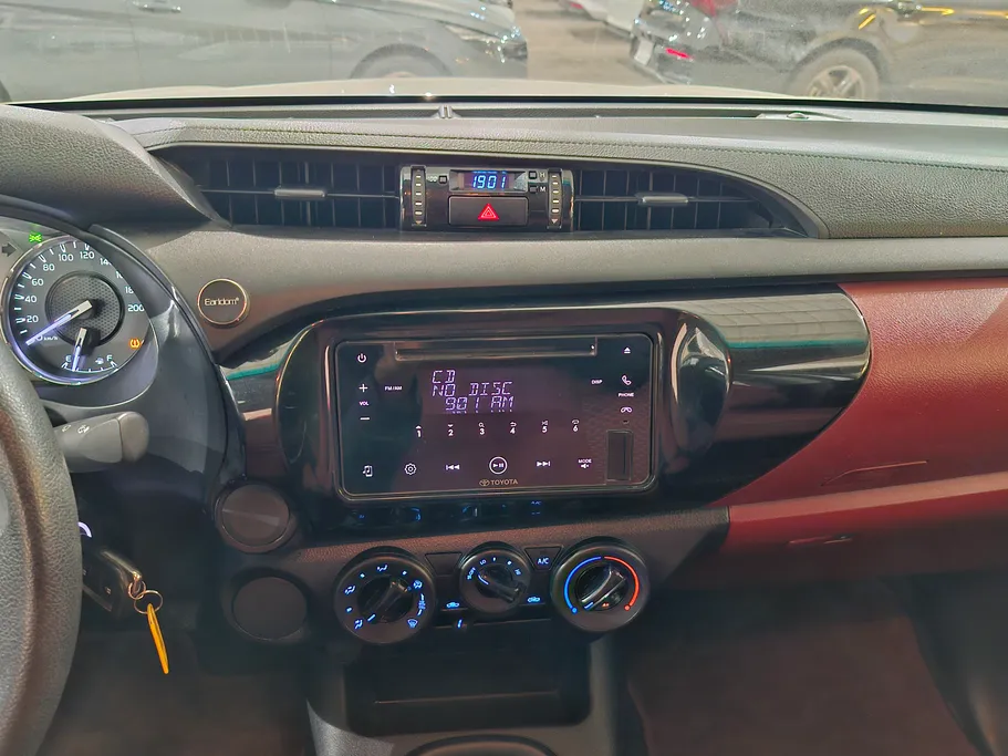 تويوتا هايلكس XL 2022 