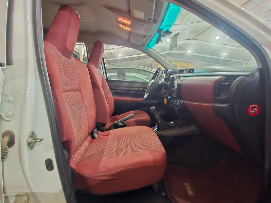 تويوتا هايلكس XL 2022 