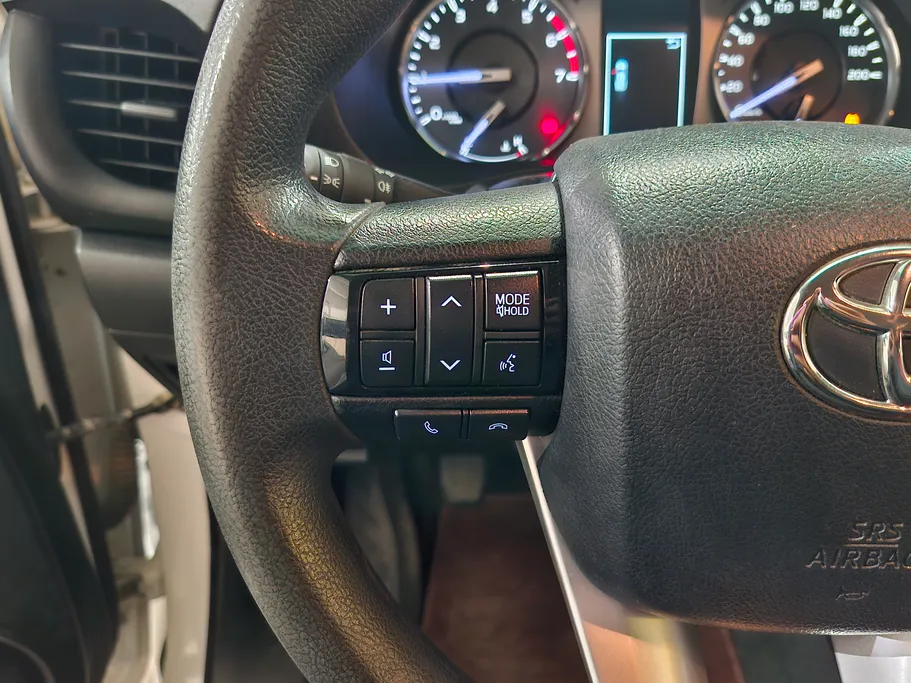 تويوتا هايلكس XL 2022 