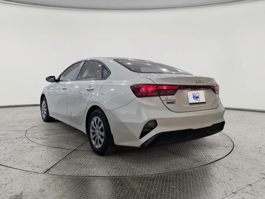 كيا سيراتو LX 2022 