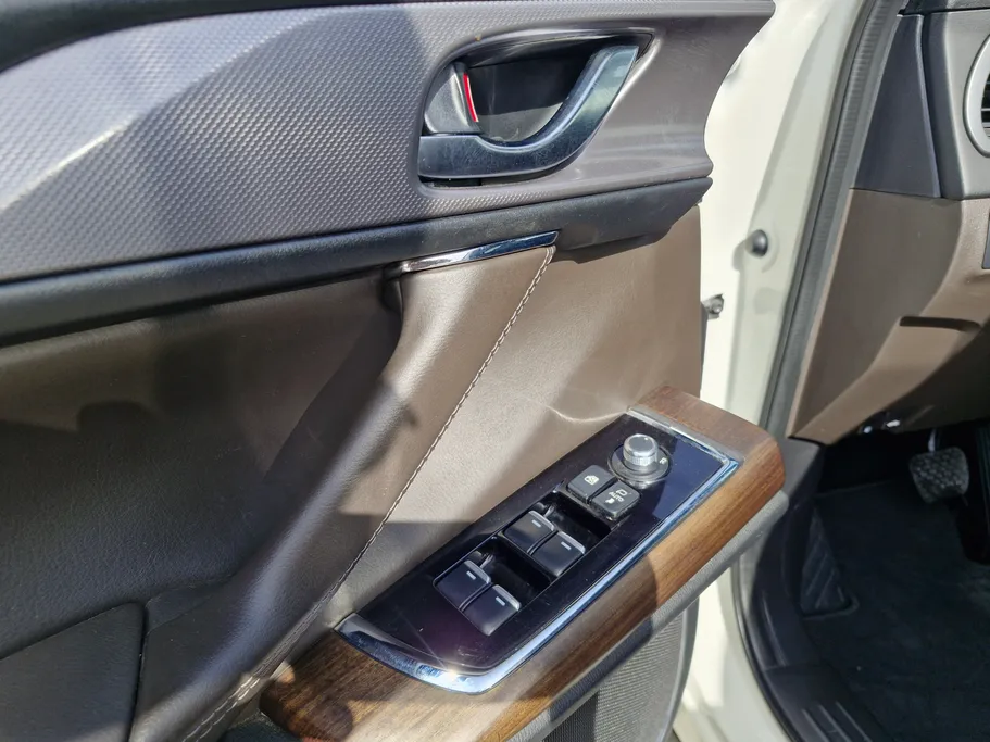 مازدا سى اكس 9 Signature 2022 