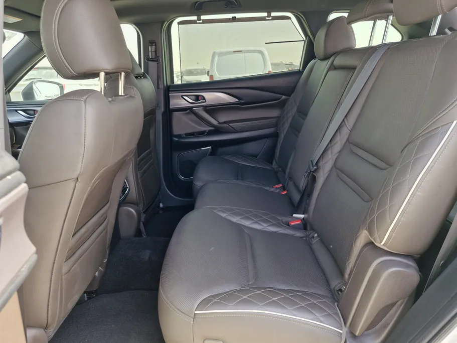 مازدا سى اكس 9 Signature 2022 