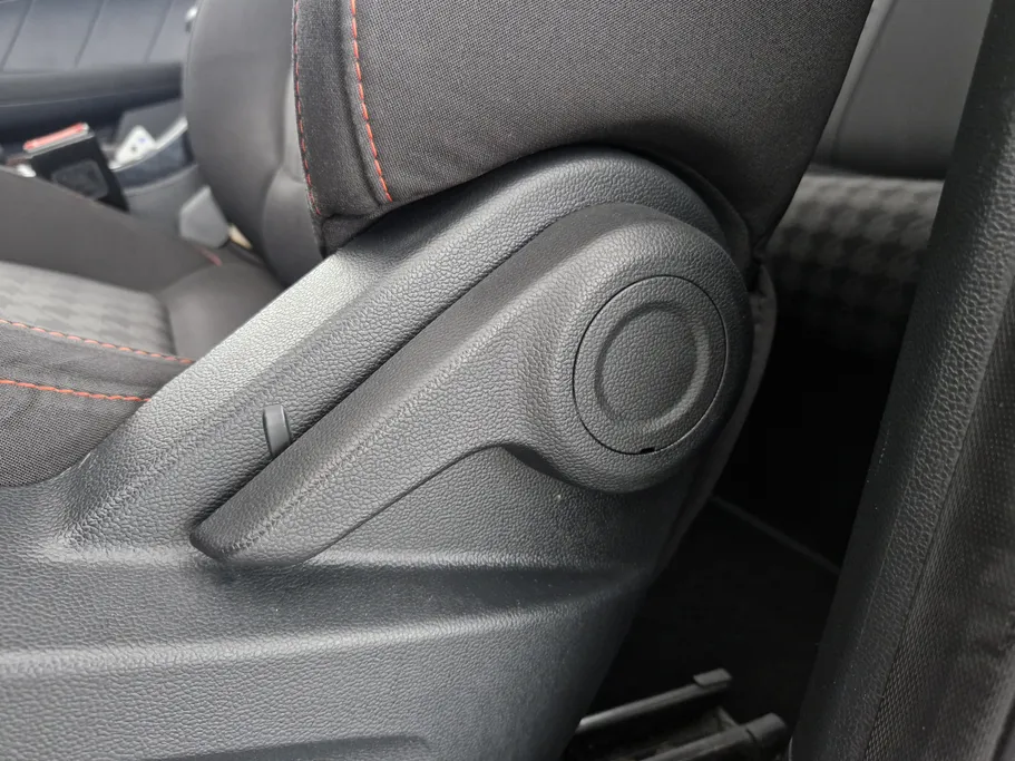 2023 ام جي ZS STD 