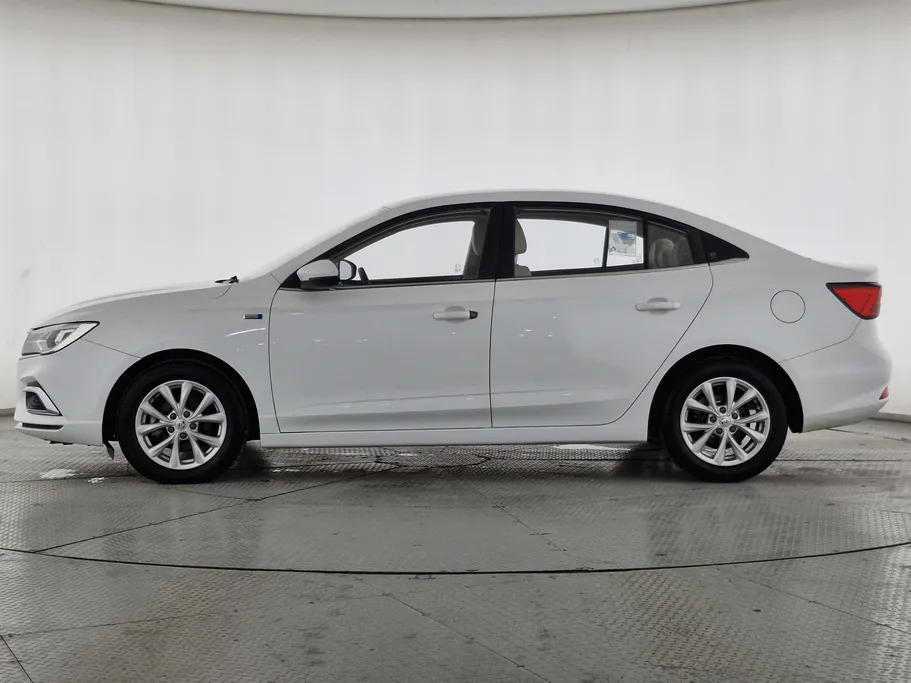 ام جي 5 COM 2022 