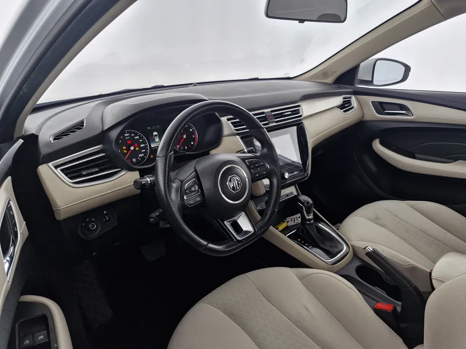 ام جي 5 COM 2022 