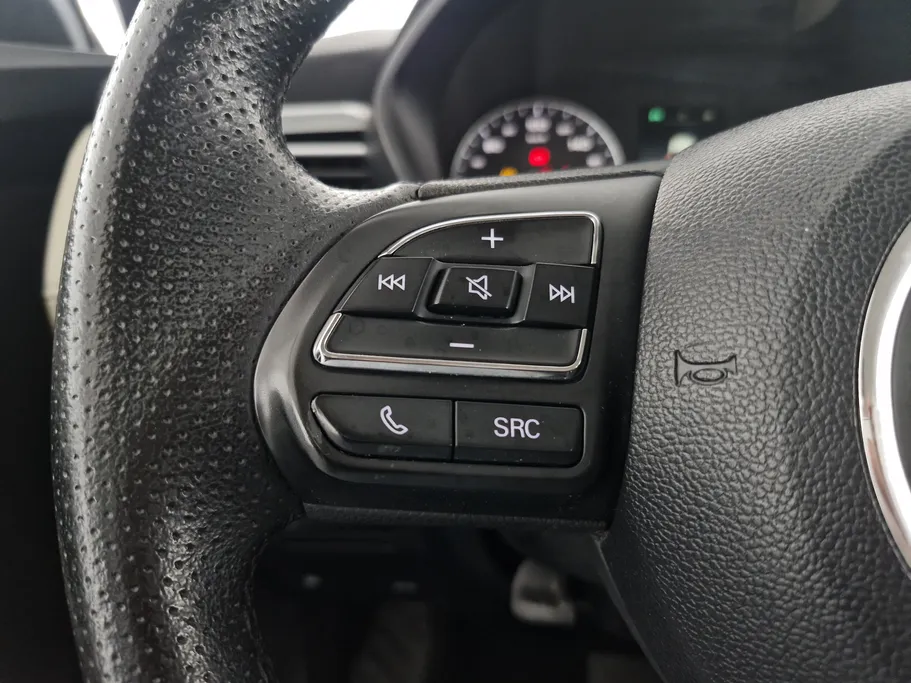 ام جي 5 COM 2022 