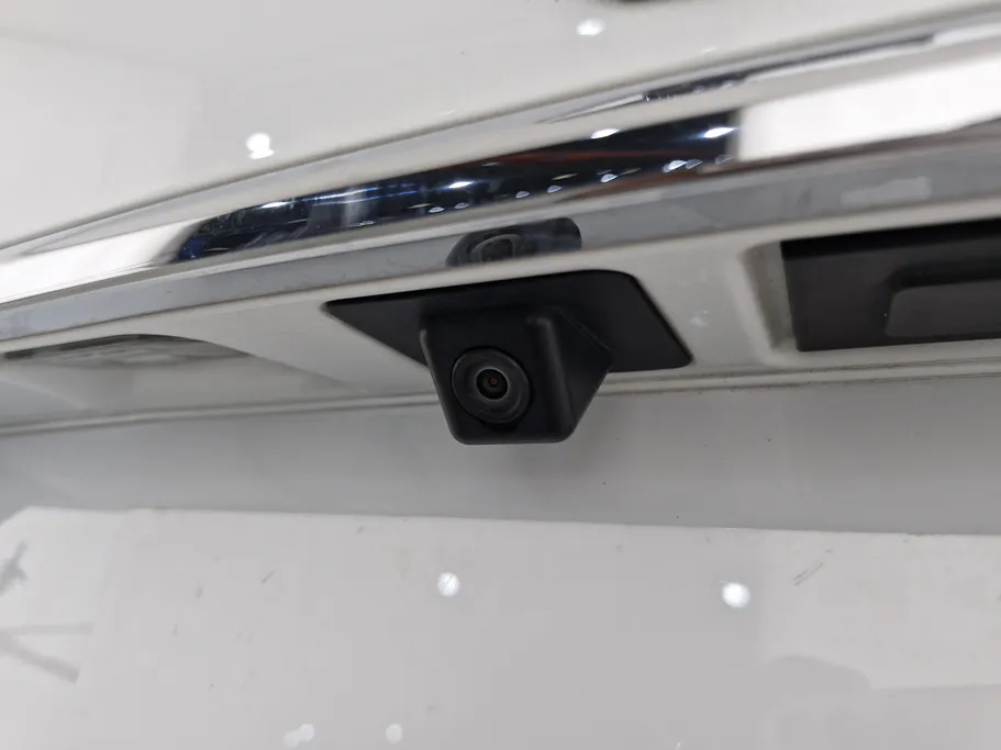 ام جي 5 COM 2022 