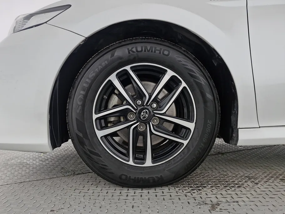 2021 Toyota Camry  LE 