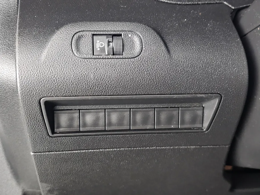 2022 Peugeot Partner Long van 