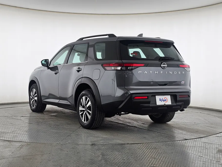 2024 Nissan Pathfinder S 