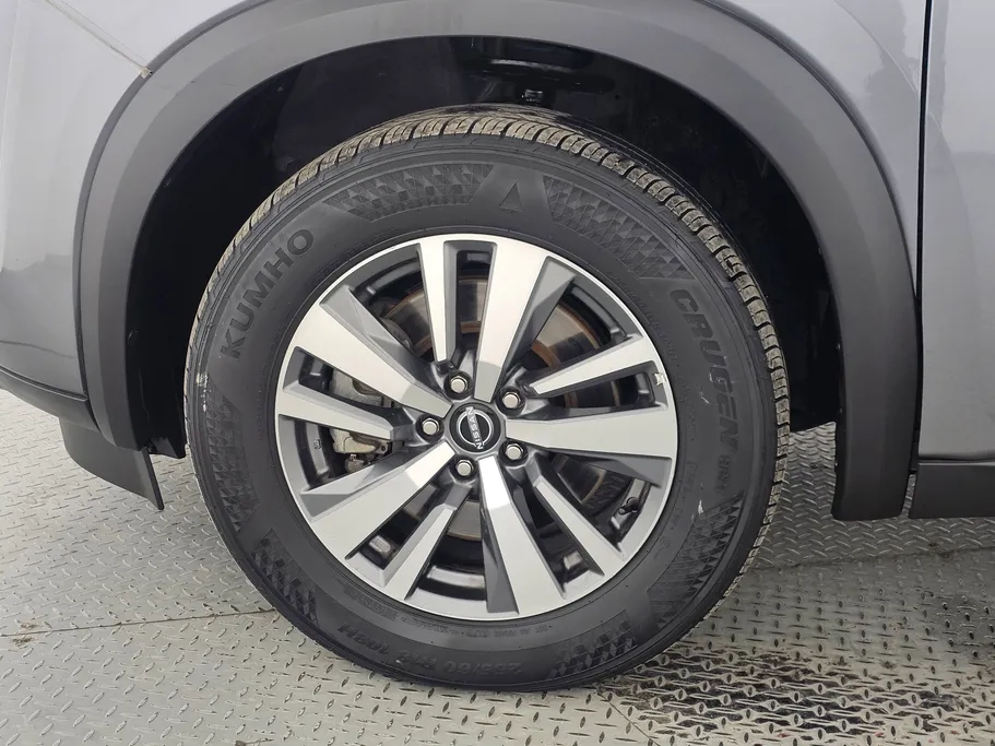 2024 Nissan Pathfinder S 