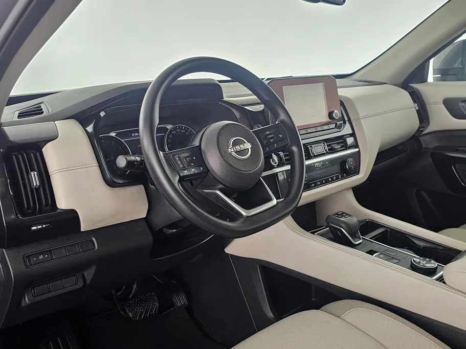 2024 Nissan Pathfinder S 