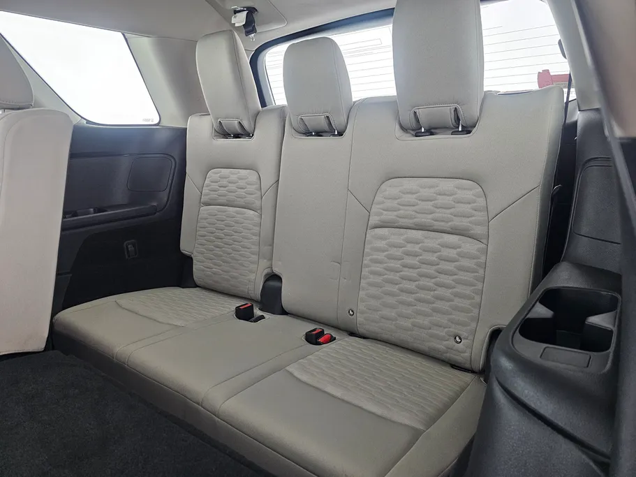 2024 Nissan Pathfinder S 