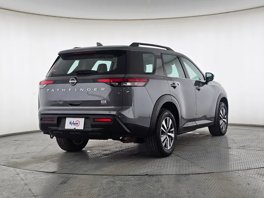 2024 Nissan Pathfinder S 