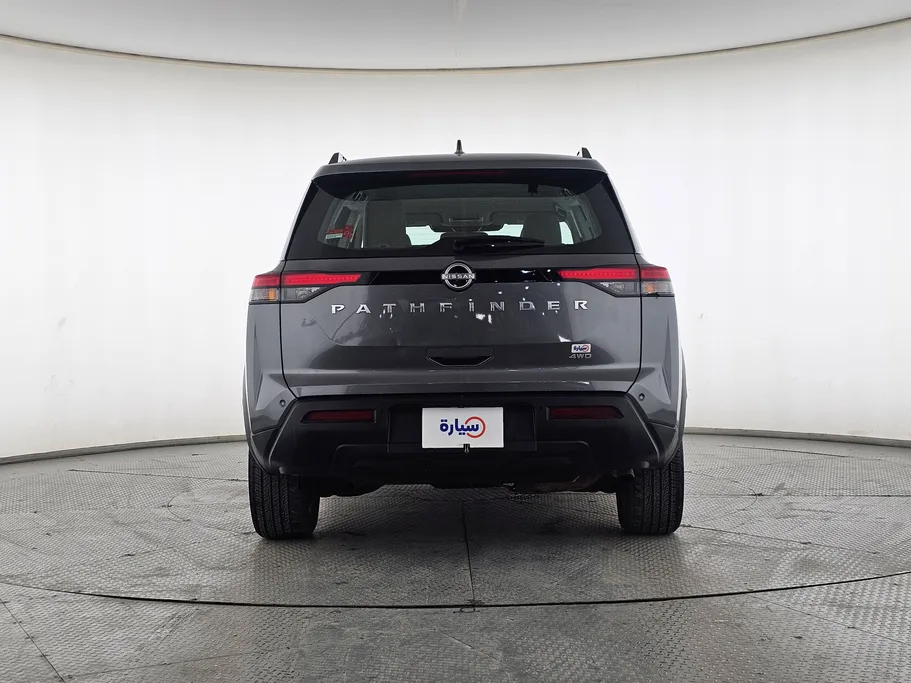 2024 Nissan Pathfinder S 