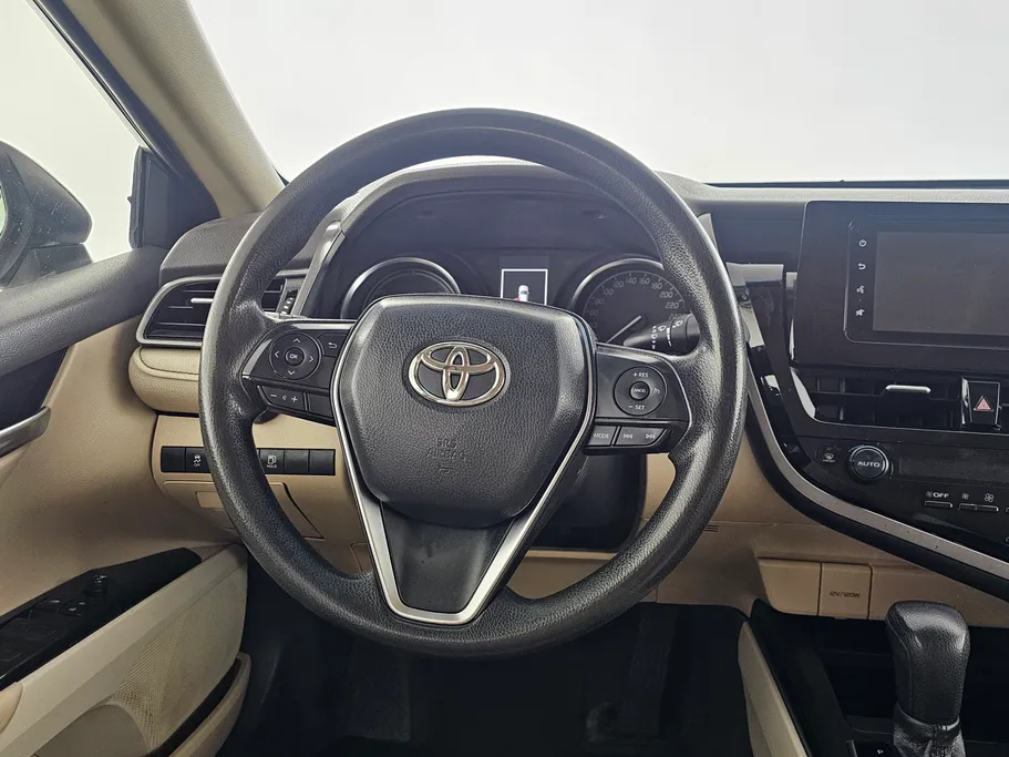 2021 تويوتا Camry  LE 