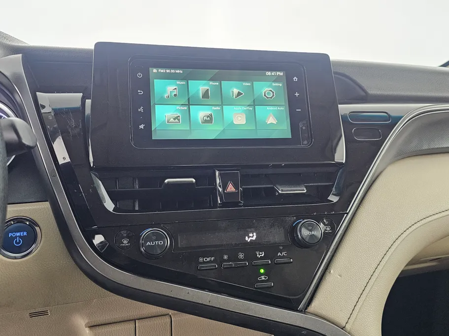 2021 تويوتا Camry  LE 