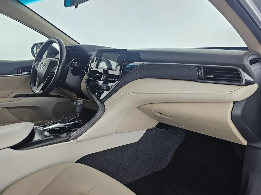 2021 تويوتا Camry  LE 