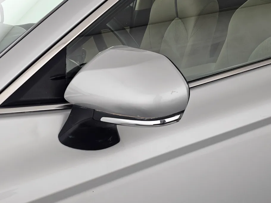 2021 تويوتا Camry  LE 